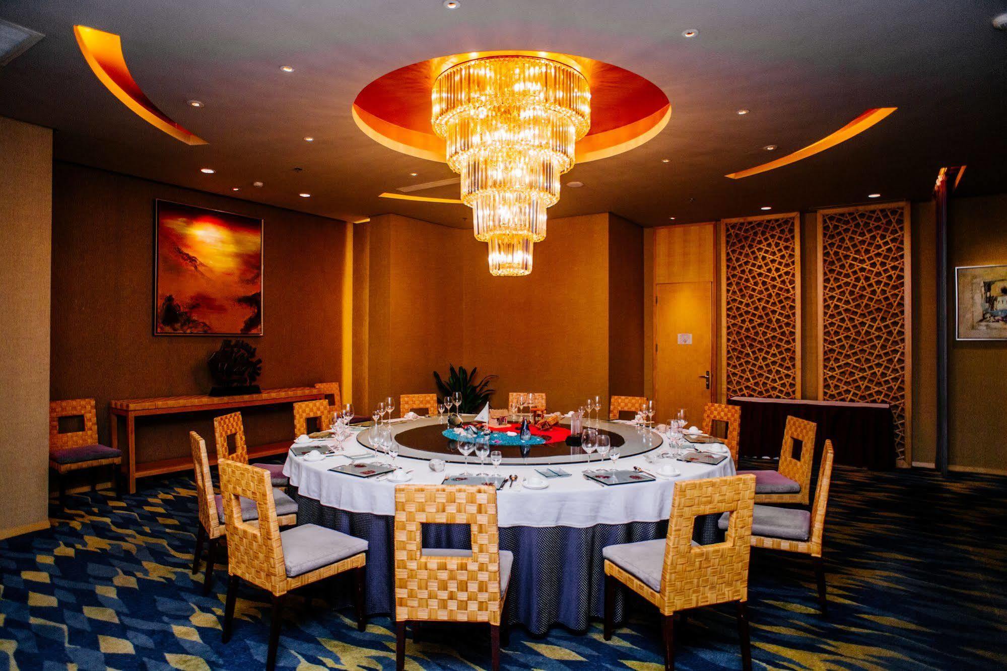 Weihai Haiyue Jianguo Hotel Bagian luar foto